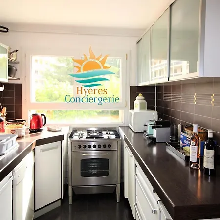 Cosy T3 Renove-Clim/Parking/Hyeres- Plage 10 Min Апартаменты Йер