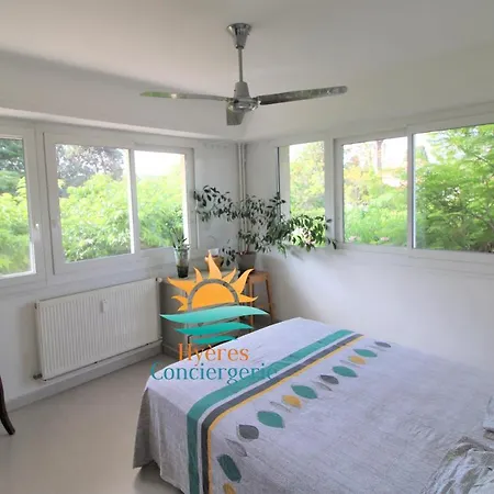 Cosy T3 Renove-Clim/Parking/Hyeres- Plage 10 Min Йер